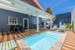 Casa Sol Stylish 4 BR Villa with Private Pool - Palm-Eagle Beach - 0