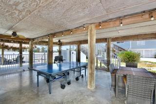 Vallies Villa & Montys Place by Sun Palace Vacations - Fort Myers Beach - 4