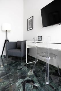 Contrasti - Black & White - Mailand - 8