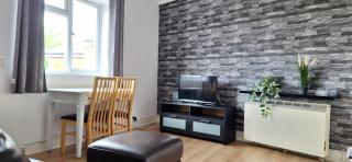 Aldershot one-bedroom flat - Aldershot - 9