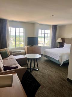 Staybridge Suites Austin Airport by IHG - Austin - 9