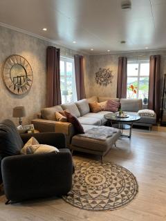 Luxury villa 50 min from Bergen with private hot tub - - 0