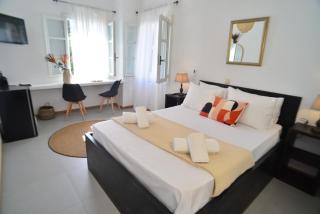 Axilleion Boutique Hotel - Ermoupoli - 6