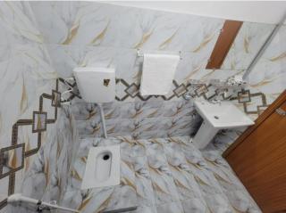 1 bedroom with 2 bed available in 5000 - Karachi - 1