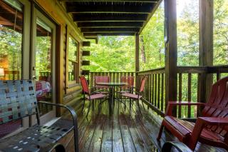 Quaint&Cozy 2 Bedroom in Gatlinburg with Free Tickets to Anakeesta,Dollywood,Pool Table & Hot Tub - 2