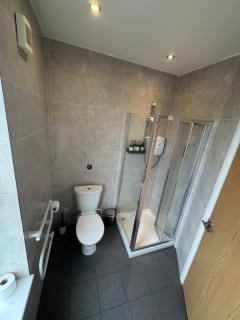 Cozy 1-Bed, Steps from Preston Station - Moffat - 2