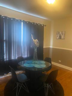 Luxury 3BR, 1BA-5mins from Hyde Park - Chicago - 3