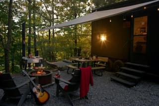Postcard Cabins Piney Woods - Coffee City - 5