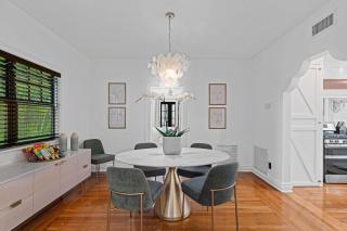 Casa Michaeline - Escape to a Glamorous Spanish Pool Oasis - West Palm Beach - 3