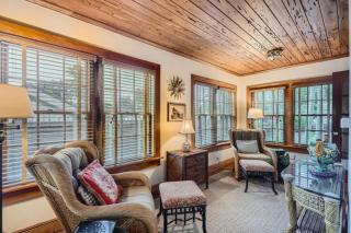 Casa Delfino - Savor Old World Charm with a Lush Poolside Retreat - West Palm Beach - 7