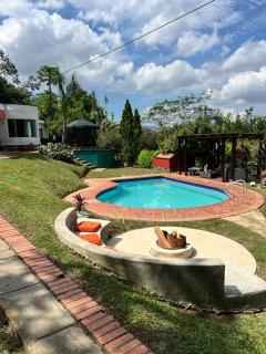 Casa contemporane con pscina y Bbq - Floridablanca - 0