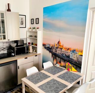 Margaret & Violet Apartments - Peaceful Stay Downtown - Budapest - 0