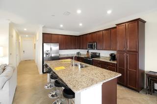 Lakewood National 4th floor condo with lake and golf coarse views - Green View Getaway - Lakewood Ranch - 8