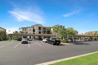 Lakewood National 4th floor condo with lake and golf coarse views - Green View Getaway - Lakewood Ranch - 4