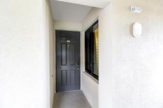 Lakewood National 4th floor condo with lake and golf coarse views - Green View Getaway - Lakewood Ranch - 3