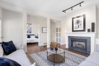 Family-Friendly 3BR Home - Vancouver - 9