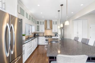 Family-Friendly 3BR Home - 7