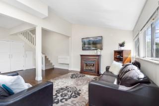 Family-Friendly 3BR Home - 2