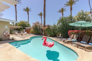 The Good Vibes House Saltwater Pool and Spa Home - Indio - 0