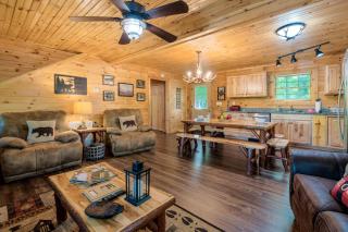 270 Black Bear Retreat Cabin - 1
