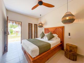 Huku Beach Hostel - Palomino - 1