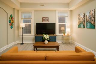 Tower Grove Oasis 2Bed Balcony - Soulard - 2