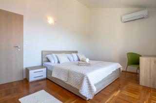 Villa Danijela with private Jacuzzi and parking - Voluja - 6