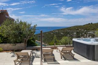 Villa Danijela with private Jacuzzi and parking - Voluja - 4