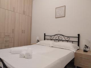 Vicky's Apartment, Aliko - - 5