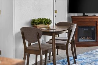 Little Dipper - Cozy Condo for 6 with Resort-style Amenities - Kimberling City - 3