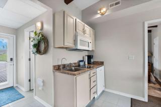Little Dipper - Cozy Condo for 6 with Resort-style Amenities - Kimberling City - 2