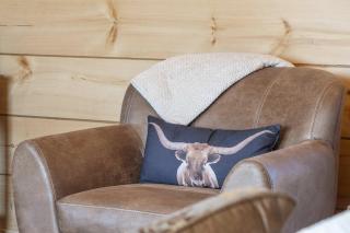 Elk Lodge - Cabin for 4 - 1