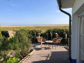 Sonniges Strandhaus mit Wasserblick am Haff mit 2 Schlafzimmern für 4 Pers - Mönkebude - 4