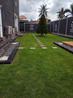 Prestige place - - 4