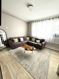 Modern Apartment 3BR 1BD West New York 15 minutes to NYC - West New York - 0