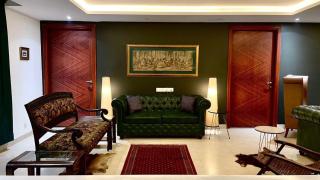 Vintage Suites - Gold Crest Mall DHA P4 - Lahore - 5