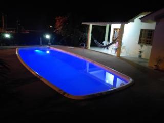 Casa com Piscina Gigante, Lareira e Churrasqueira - Campo Bom - 3