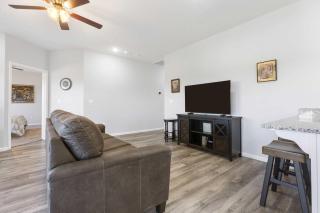 StoneBridge Escape - Sleeps 8 - 3