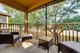 Resort Pool and Arcade Family Townhome in Davenport - 9