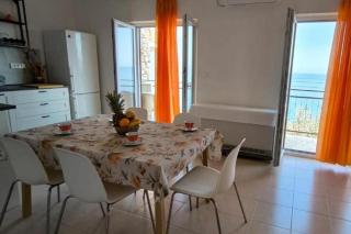 Apartments by the sea Stomorska, Solta - 24449 - Stomorska - 1