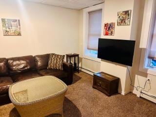 1 Bedroom Downtown Portland - 2