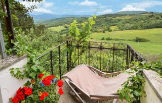 Gorgeous Home In Poggio Dacona - Calbenzano - 4