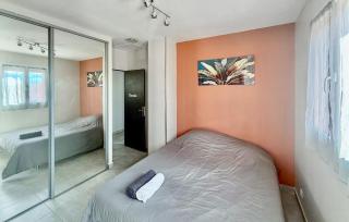 4 Bedroom Beautiful Home In Rognac - Rognac - 1