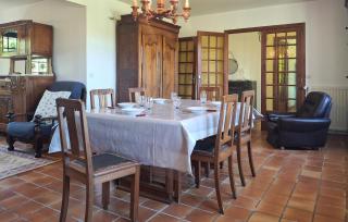 4 Bedroom Awesome Home In Plouigneau - 2
