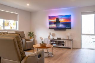 Brand New Games Room Family Home Sleeps 6 - Prebbleton - 0