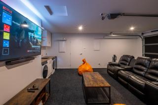 Brand New Games Room Family Home Sleeps 6 - Prebbleton - 8