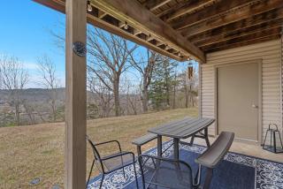 Mossy Pines of the Ozarks - Branson - 8