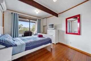 Whispering Seas - Inverloch - 6