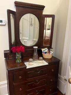 Grand Victorian Bed & Breakfast - New Orleans - 9