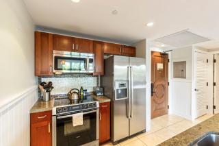 Extra large 1BR LUXURY resort condo with MASSIVE outdoor space & balcony - 4